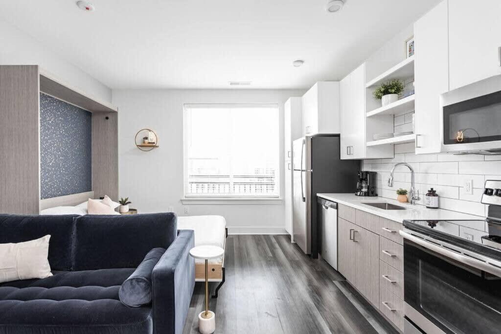Dream Apartment Near Whole Foods Cozysuites Индианаполис Екстериор снимка