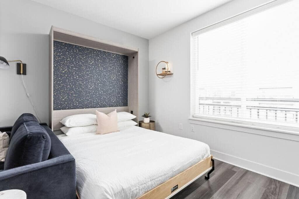 Dream Apartment Near Whole Foods Cozysuites Индианаполис Екстериор снимка