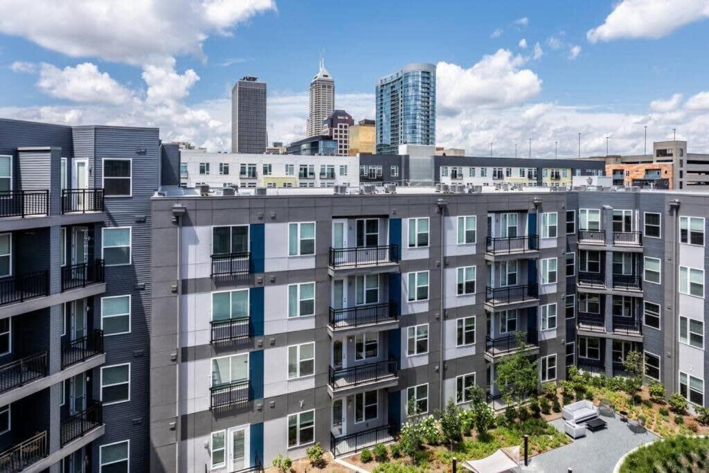 Dream Apartment Near Whole Foods Cozysuites Индианаполис Екстериор снимка